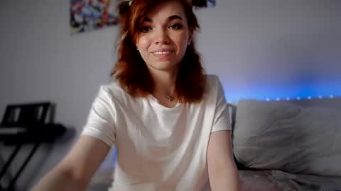 Snapshot of olivka_flower chatting on 25, 1, 2025 Angelina Lina online show from 25, 1, 2025