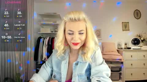 ollalla7 online show from 8, 11, 2025