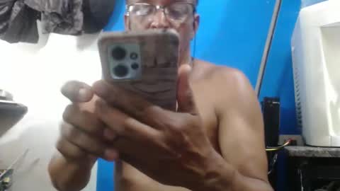 OlySantos online show from 23, 11, 2025