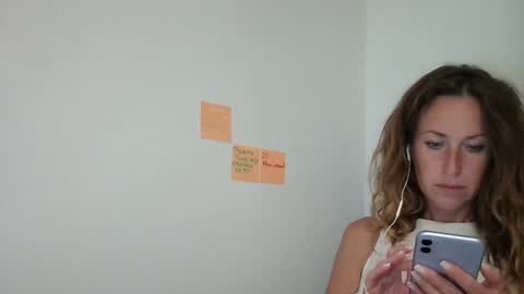 Snapshot of olyra11 chatting on 2, 8, 2026 olyra11 online show from 2, 8, 2026