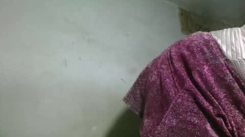 Snapshot of olyvienne90 chatting on 2, 12, 2025 olyvienne90 online show from 2, 12, 2025