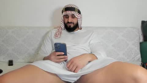 Snapshot of omar_xoxo chatting on 28, 1, 2025 Omar online show from 28, 1, 2025