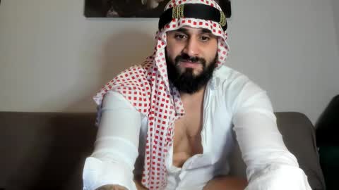 Snapshot of omar_xoxo chatting on 9, 10, 2025 Omar online show from 9, 10, 2025