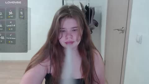 Snapshot of omellyoo chatting on 14, 12, 2025 MellY online show from 14, 12, 2025