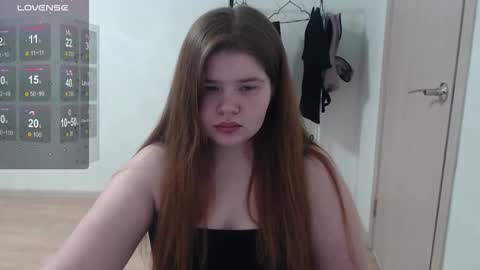 Snapshot of omellyoo chatting on 18, 12, 2025 MellY online show from 18, 12, 2025