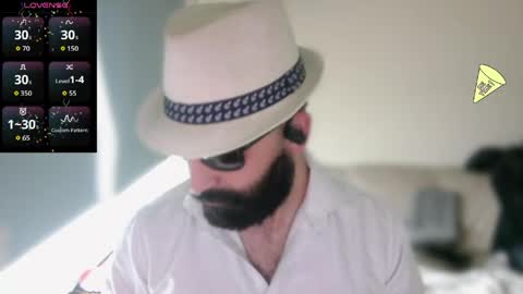Snapshot of ona_nisme chatting on 17, 5, 2026 ona nisme online show from 17, 5, 2026