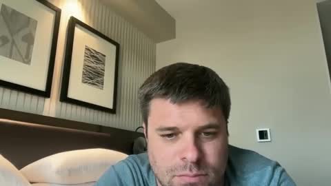 onceaweekview online show from 17, 9, 2025