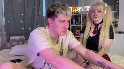 Snapshot of one_punch_cum chatting on 2, 3, 2025 couple Lu sexy chick in middle and Jimmyblonde our friend Brianglasses online show from 2, 3, 2025