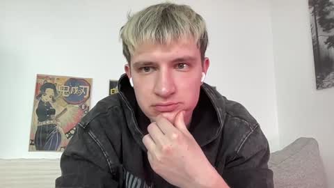 Snapshot of one_punch_cum chatting on 8, 3, 2025 couple Lu sexy chick in middle and Jimmyblonde our friend Brianglasses online show from 8, 3, 2025