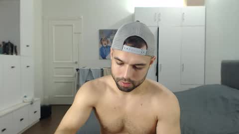 onebestlover online show from 22, 5, 2026