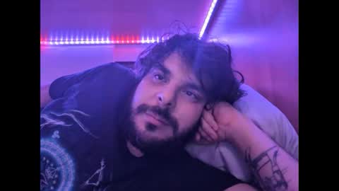 onecrew1 online show from 16, 9, 2025