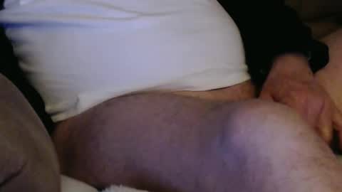 Snapshot of onehanglow chatting on 31, 1, 2025 Butch online show from 31, 1, 2025