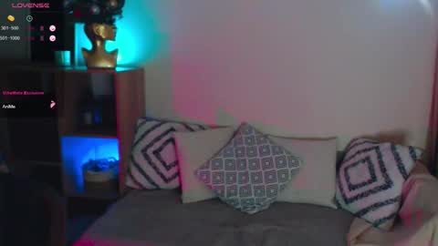 Snapshot of onehotbigass chatting on 26, 11, 2025 ONLINE online show from 26, 11, 2025