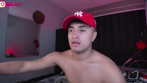 Snapshot of onemore_cum chatting on 26, 2, 2025 YIN MIGUEL online show from 26, 2, 2025