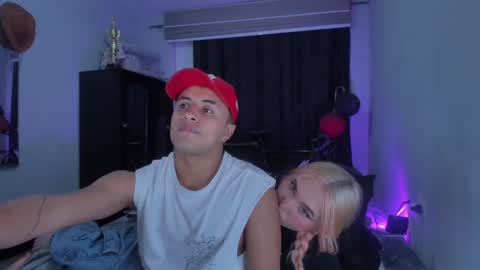 Snapshot of onemore_cum chatting on 28, 2, 2025 YIN MIGUEL online show from 28, 2, 2025