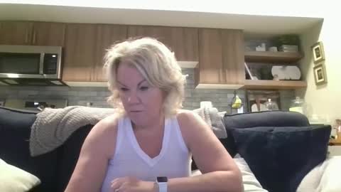 couple mature milf bigboobs curvy mommydaddy online show from 23, 12, 2024
