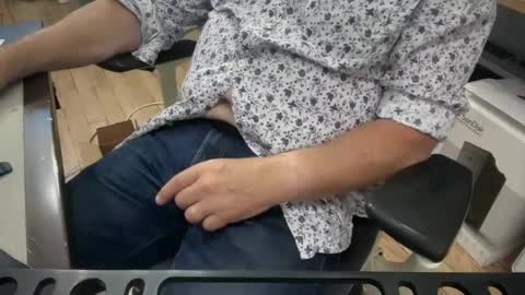 Snapshot of onlocationnyc chatting on 20, 9, 2025 onlocationnyc online show from 20, 9, 2025