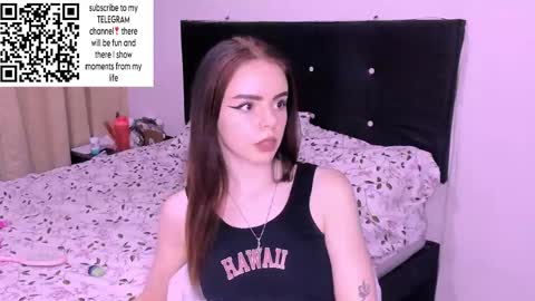 Snapshot of only_sarah1 chatting on 12, 12, 2024 only_sarah1 online show from 12, 12, 2024