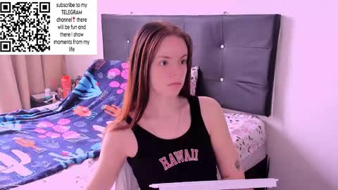 Snapshot of only_sarah1 chatting on 15, 12, 2024 only_sarah1 online show from 15, 12, 2024