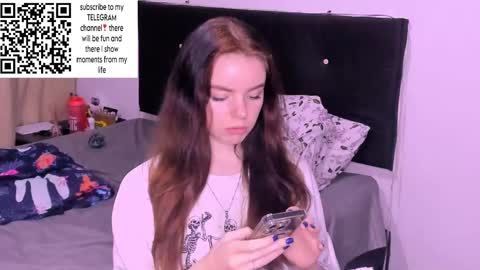 Snapshot of only_sarah1 chatting on 24, 12, 2024 only_sarah1 online show from 24, 12, 2024
