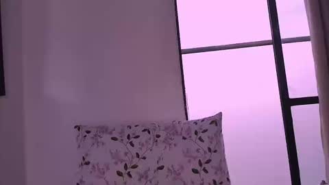 Snapshot of only_sarah1 chatting on 23, 9, 2025 only_sarah1 online show from 23, 9, 2025