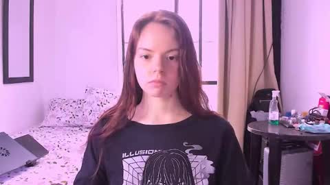 Snapshot of only_sarah1 chatting on 30, 9, 2025 only_sarah1 online show from 30, 9, 2025