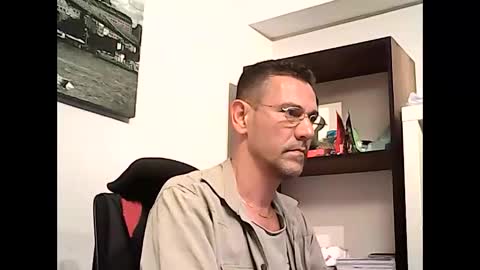 onlyprivate m35 online show from 20, 4, 2026