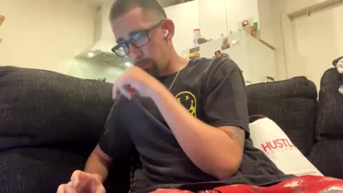 Snapshot of onthecumup69 chatting on 3, 6, 2026 onthecumup69 online show from 3, 6, 2026
