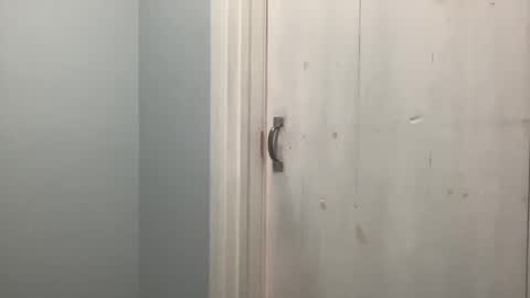 Snapshot of onthedlhere chatting on 30, 10, 2025 onthedlhere online show from 30, 10, 2025