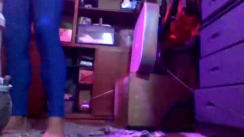 Snapshot of oohhdylandmt chatting on 11, 10, 2025 Dmtbabe69 online show from 11, 10, 2025