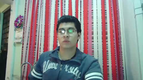oomaurooo online show from 20, 12, 2024