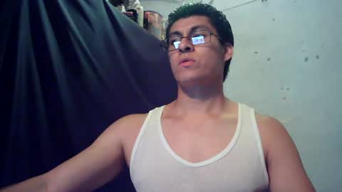 Snapshot of oomaurooo chatting on 7, 8, 2026 oomaurooo online show from 7, 8, 2026