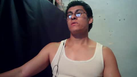 Snapshot of oomaurooo chatting on 9, 8, 2026 oomaurooo online show from 9, 8, 2026