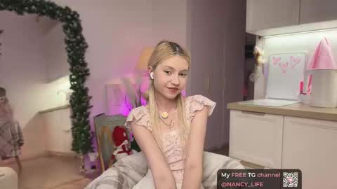 Snapshot of oops_my_english chatting on 7, 1, 2026 Nancy online show from 7, 1, 2026