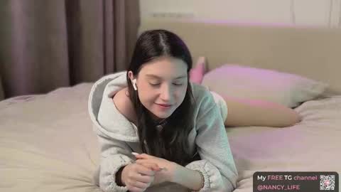 Snapshot of oops_my_english chatting on 24, 2, 2026 Nancy online show from 24, 2, 2026