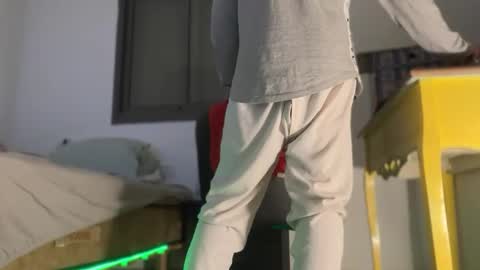 Snapshot of or690 chatting on 31, 12, 2024 or online show from 31, 12, 2024