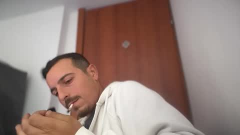 Snapshot of or690 chatting on 26, 11, 2025 or online show from 26, 11, 2025