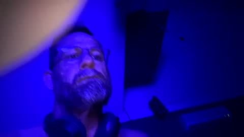 Snapshot of oralking123 chatting on 31, 12, 2024 oralking123 online show from 31, 12, 2024