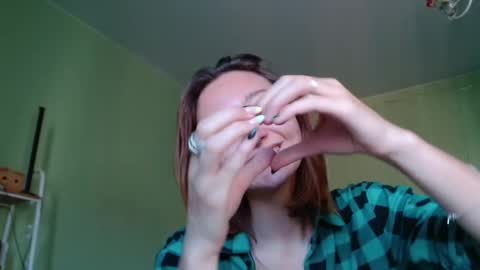 Melani  online show from 17, 9, 2025