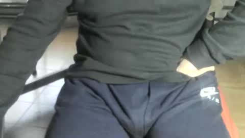 Snapshot of ore_cam chatting on 4, 5, 2026 Ore online show from 4, 5, 2026
