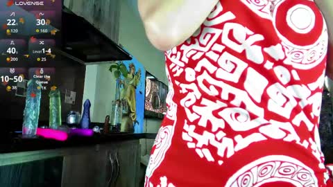 Snapshot of oriana_thomson2 chatting on 5, 5, 2026 Oriana online show from 5, 5, 2026