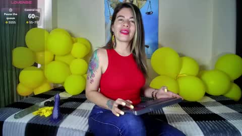 Snapshot of oriana_thomson2 chatting on 21, 5, 2026 Oriana online show from 21, 5, 2026