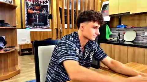 Snapshot of orlando__bloom chatting on 29, 6, 2026 Fansly and Instagram - online show from 29, 6, 2026