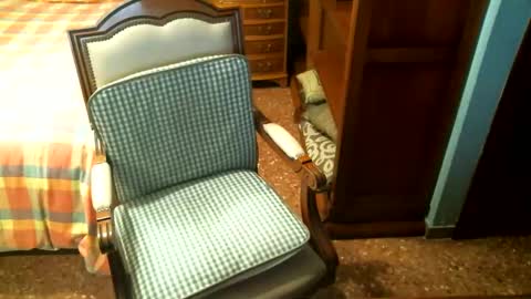 Snapshot of oscarw chatting on 1, 3, 2025 Oscar online show from 1, 3, 2025