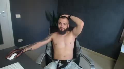 Snapshot of oscarwills chatting on 30, 6, 2026 OscarWills online show from 30, 6, 2026