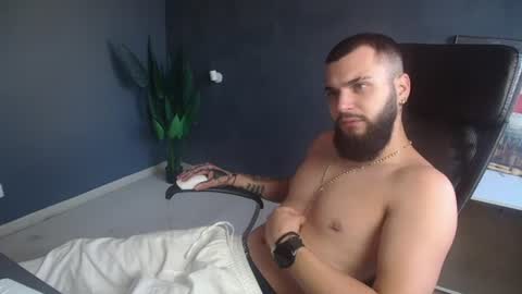 Snapshot of oscarwills chatting on 17, 7, 2026 OscarWills online show from 17, 7, 2026