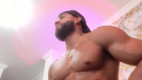 Snapshot of osher_cox chatting on 8, 3, 2025 osher_cox online show from 8, 3, 2025