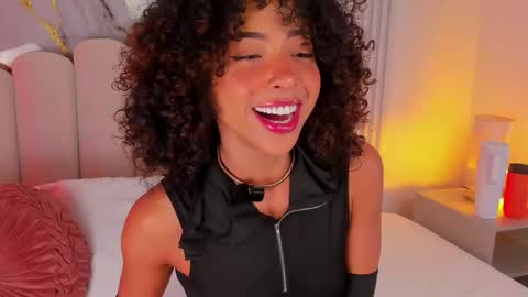 Oshun  online show from 3, 12, 2025