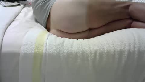 Snapshot of ossibottom chatting on 27, 1, 2025 Ossi online show from 27, 1, 2025