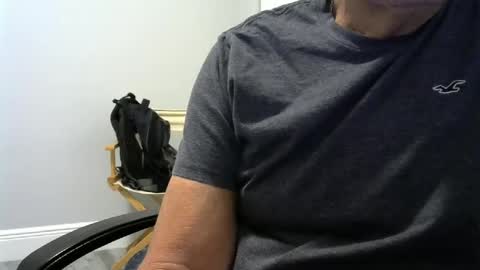 Snapshot of ossibottom chatting on 9, 9, 2025 Ossi online show from 9, 9, 2025